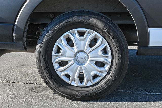2024 Ford Transit-350 XLT