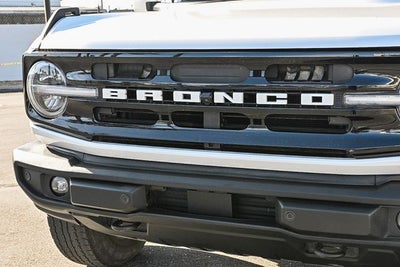 2023 Ford Bronco Base