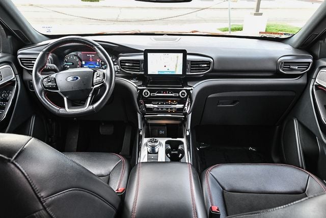 2023 Ford Explorer ST-Line