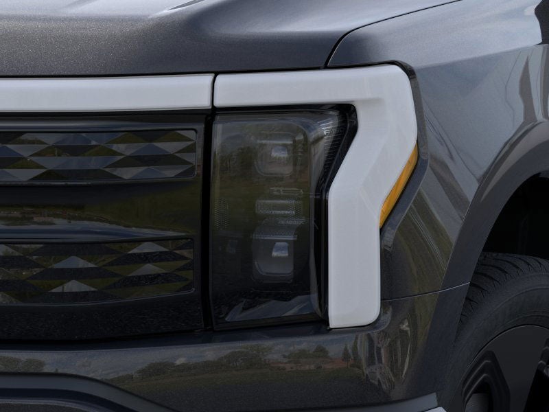 2025 Ford F-150 Lightning Platinum