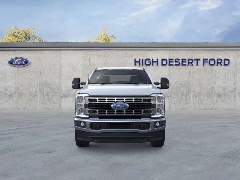 2026 Ford Super Duty F-350 SRW F-350® XLT