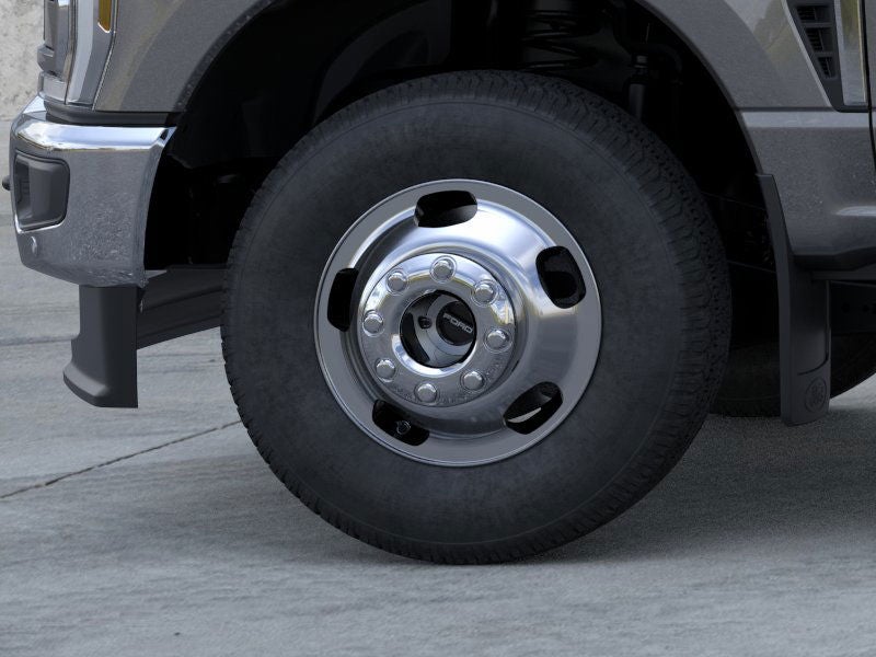 2025 Ford Super Duty F-350 DRW LARIAT