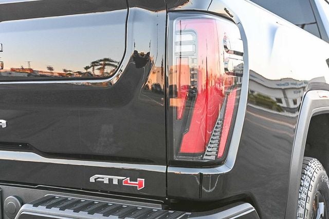 2025 GMC Sierra 2500HD AT4