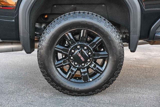 2025 GMC Sierra 2500HD AT4