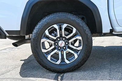 2024 GMC Canyon AT4