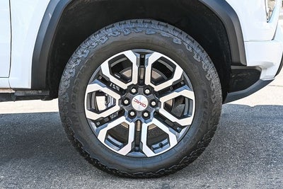 2024 GMC Canyon AT4