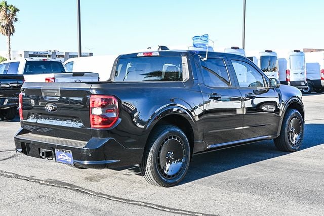 2025 Ford Maverick Lobo Standard