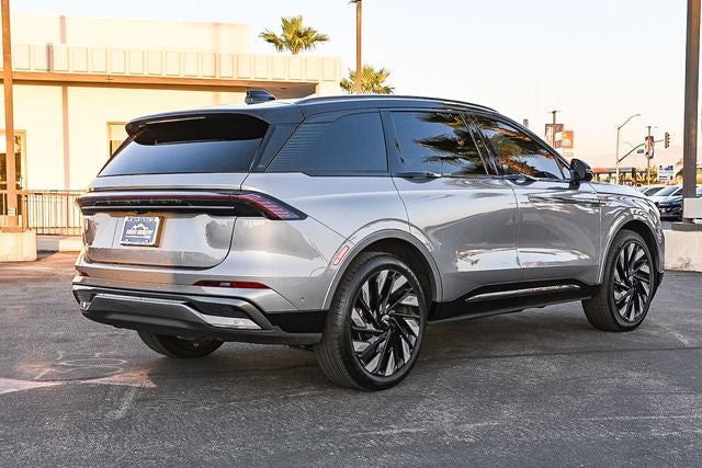 2024 Lincoln Nautilus Reserve