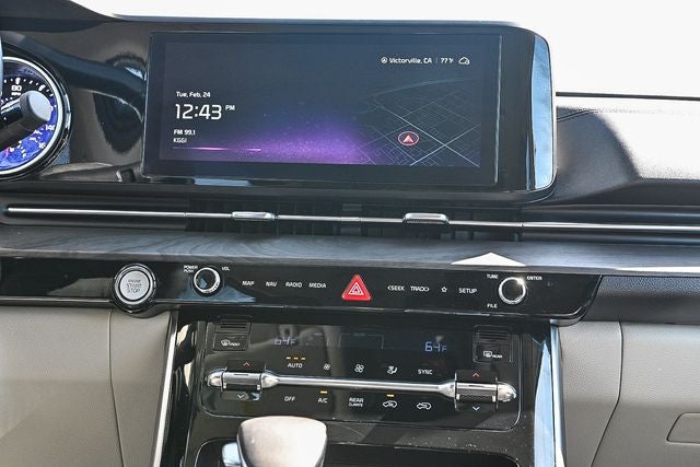 2023 Kia Carnival EX