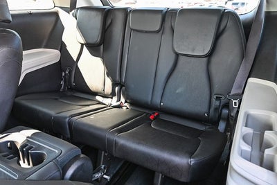 2023 Kia Carnival EX