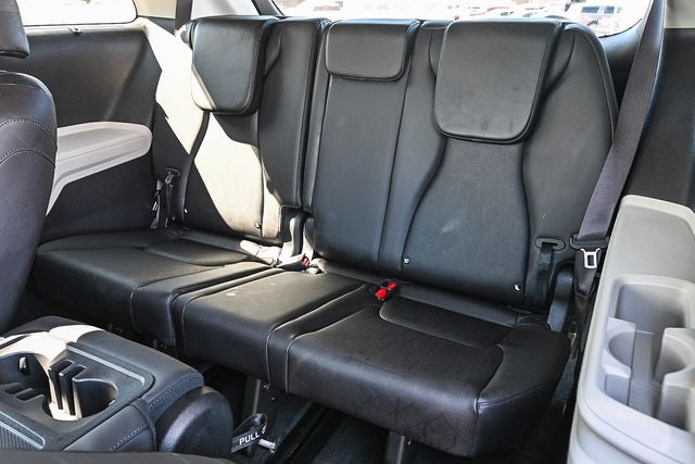 2023 Kia Carnival EX