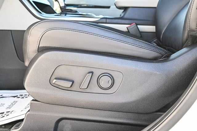 2023 Kia Carnival EX