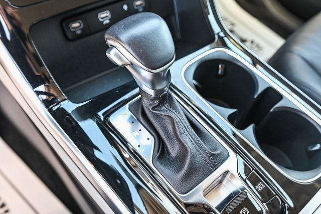 2023 Kia Carnival EX